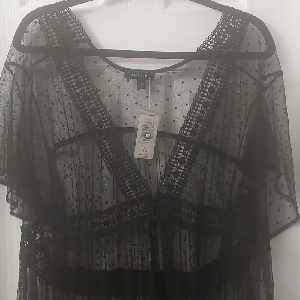 Torrid kimono 👘 ♥️